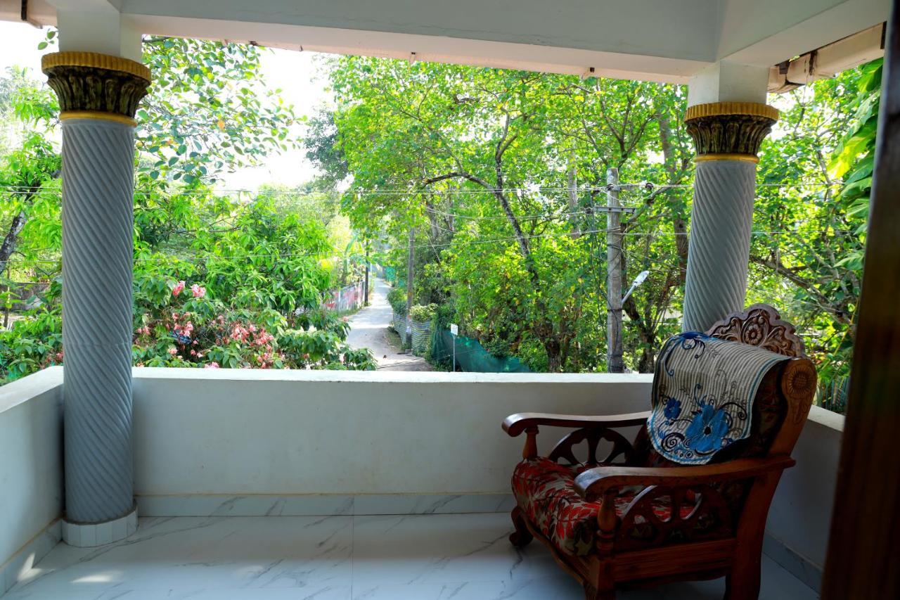 Palliyathayil Home Stay Alappuzha Exterior foto